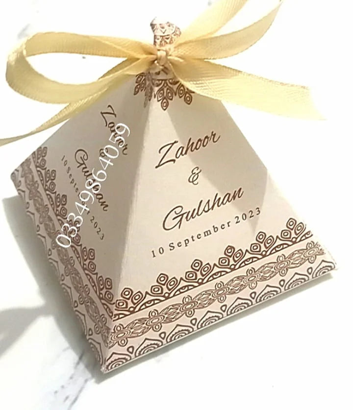 Pyramid box 014
